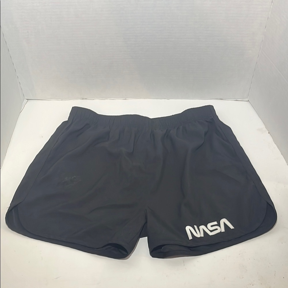 SHEIN Black Elastic Waist Shorts - Picture 1 of 3